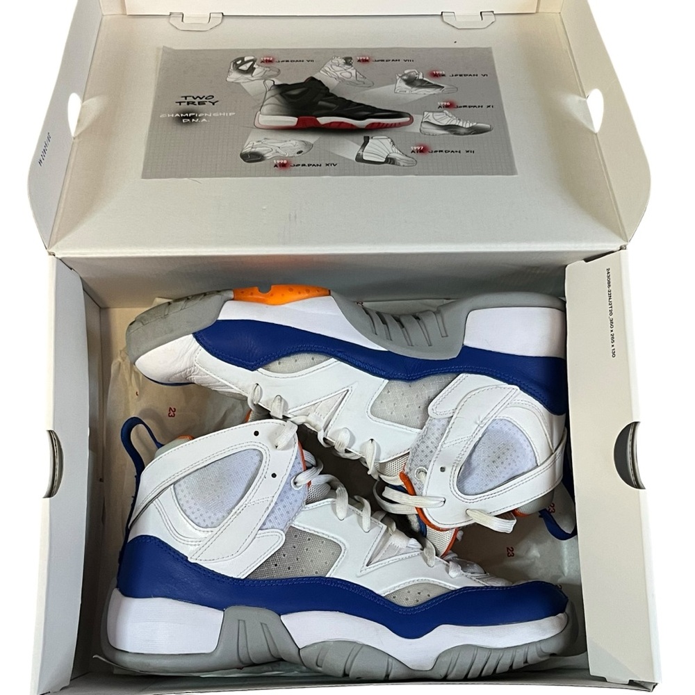 Jordan Jumpman Two Trey White Hyper Royal Men's Basketball Shoes in box size 11 - Picture 11 of 11